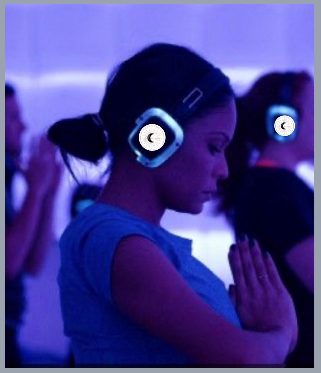 connected yoga class in french studio cannes - by yoga flow cannes 
				in CANNES