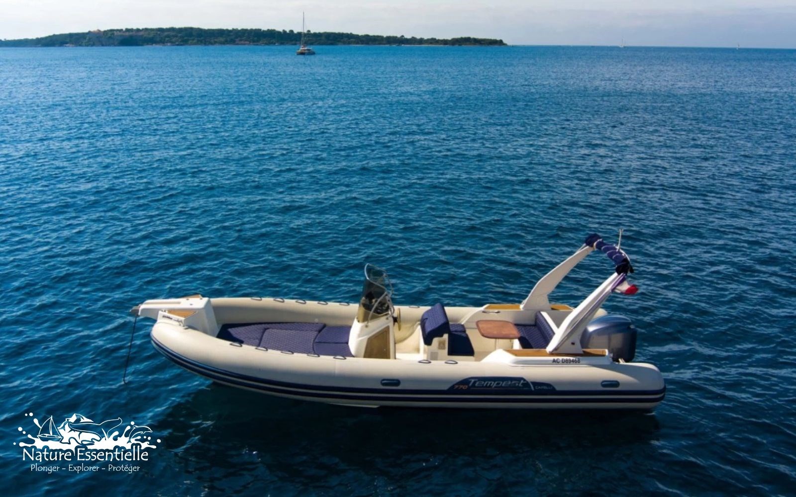 SNORKELING AROUND THE LERINS ISLAND - EXCUSION OF 03H00