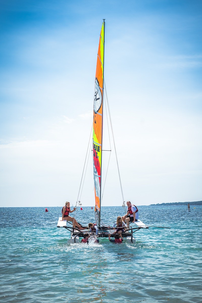 CATAMARAN RENTAL – CANNES – MOURRE ROUGE
