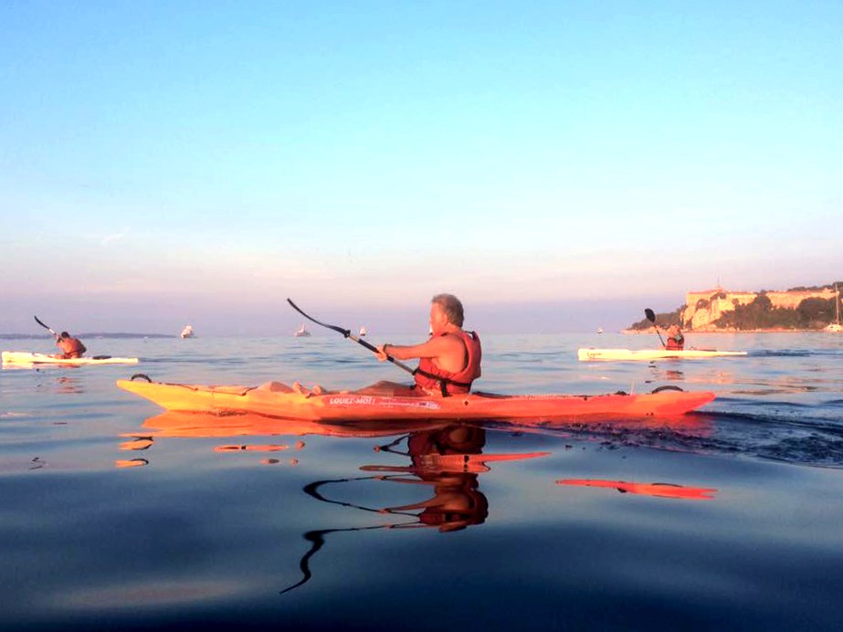 SINGLE KAYAK RENTAL – CANNES – MOURRE ROUGE