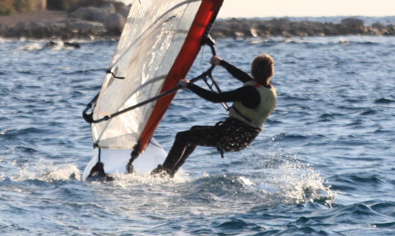 windsurf rental – cannes – mourre rouge
				in CANNES