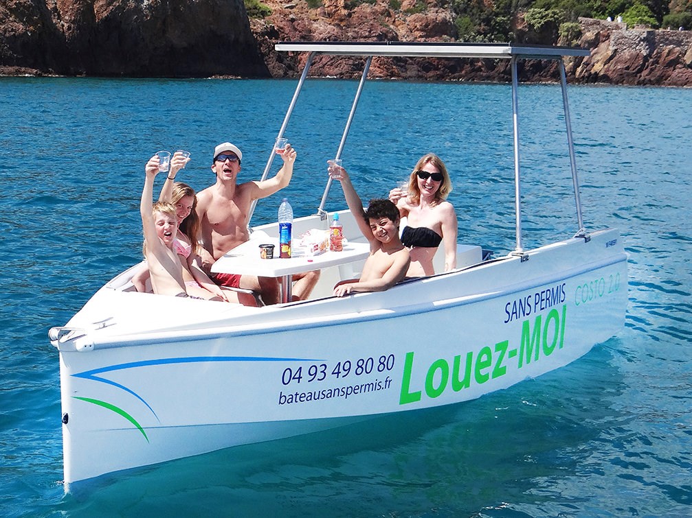 BOAT RENTAL WITHOUT LICENSE IN CANNES - Afternoon 2:30 to 06:30pm